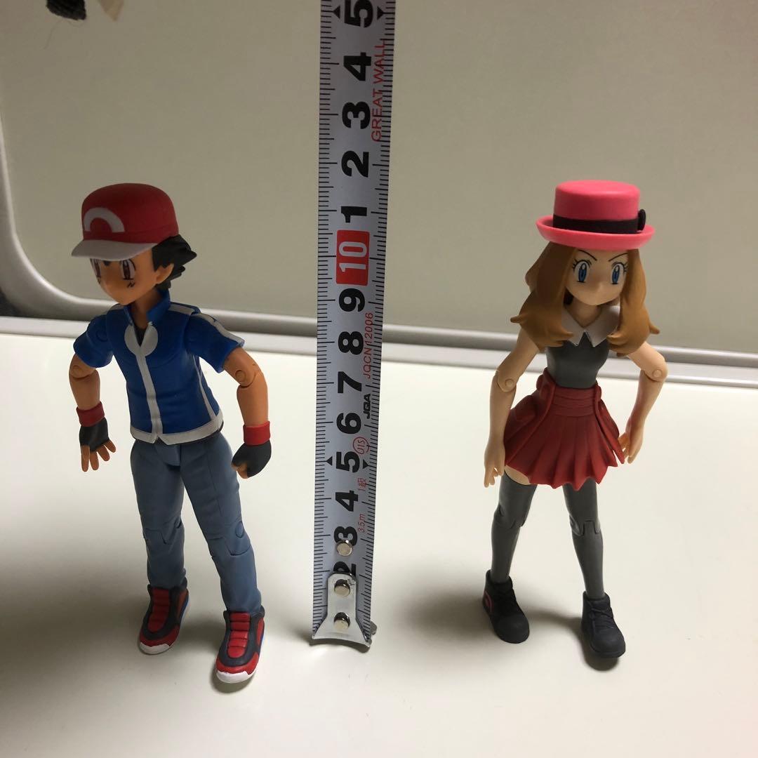 ポケモンサトシとセレナのフィギュアです。