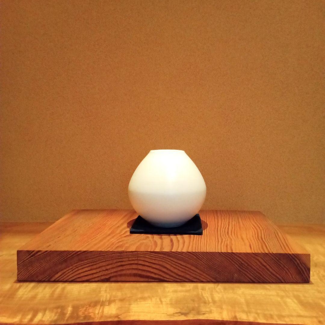 【真作】白瓷壺　前田昭博