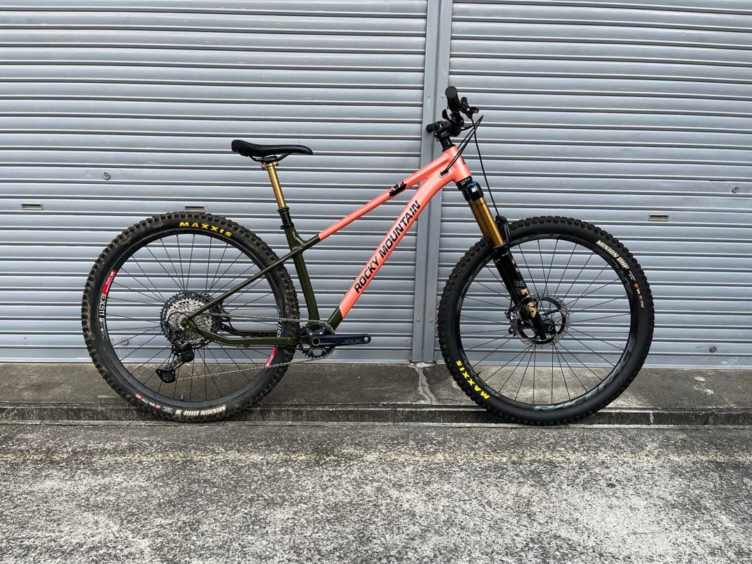 Rocky mountain Growler 40 カスタム仕様 FOX XT