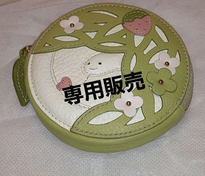 円形レザーケース 花と鳥デザイン