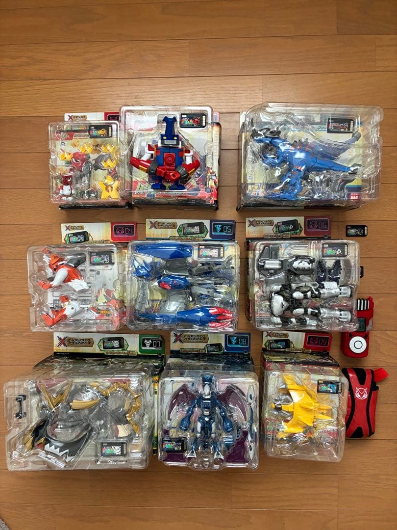 デジモンクロスウォーズ　フィギュアシリーズ9体　＋　デジモンクロスローダー
