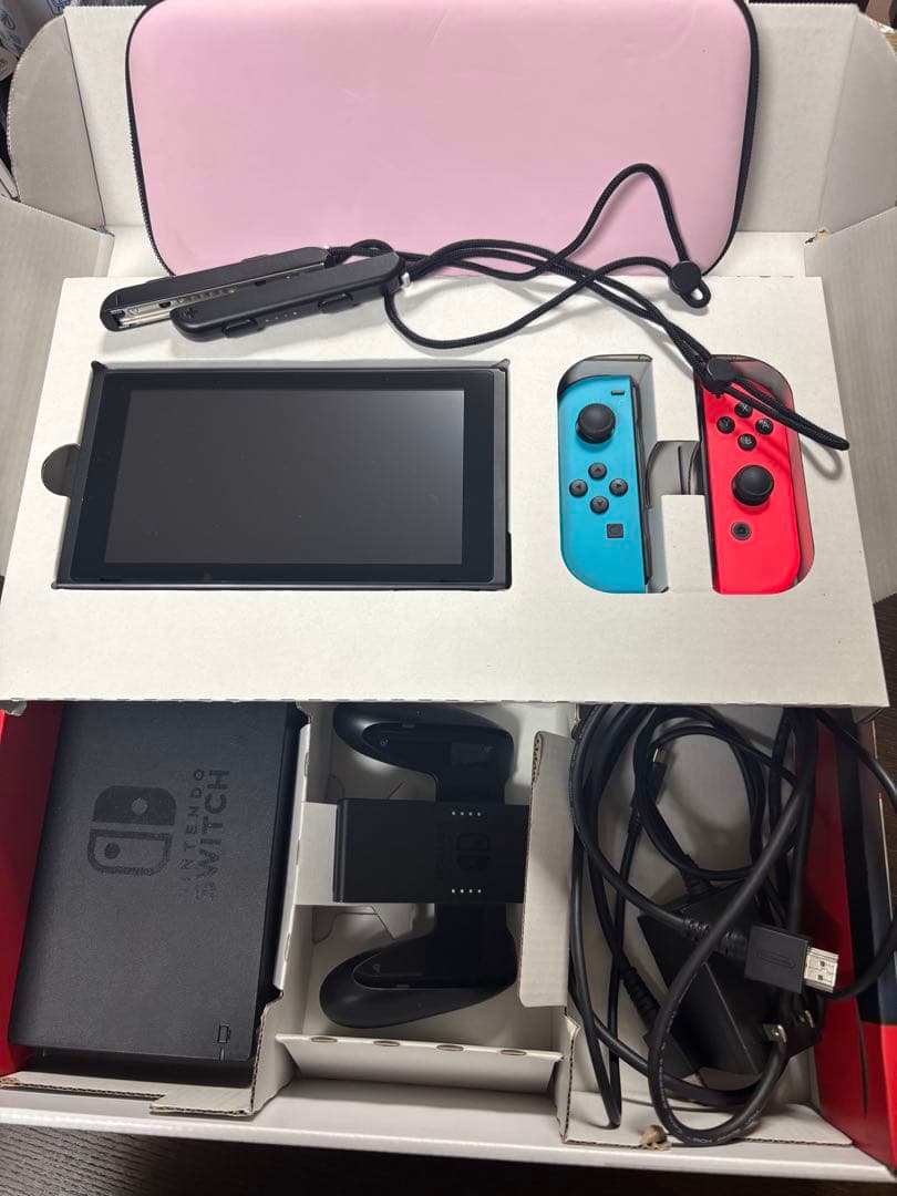美品⭐︎Nintendo Switch 本体　ネオンブルー…