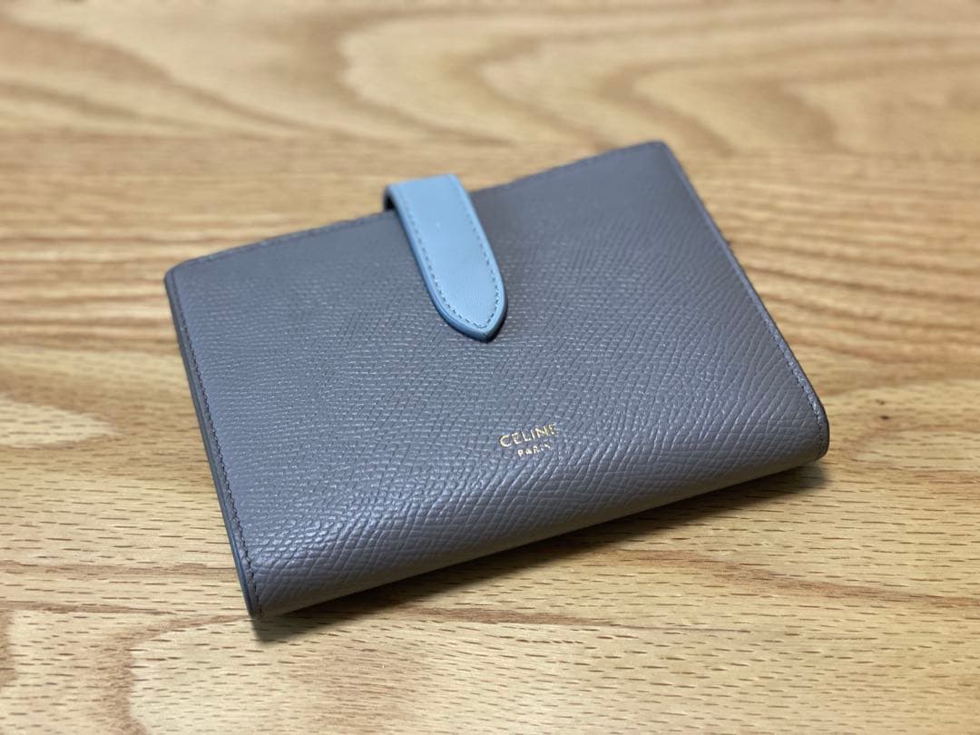 【美品】CELINE ミディアムストラップウォレット　二つ折り財布 グレー